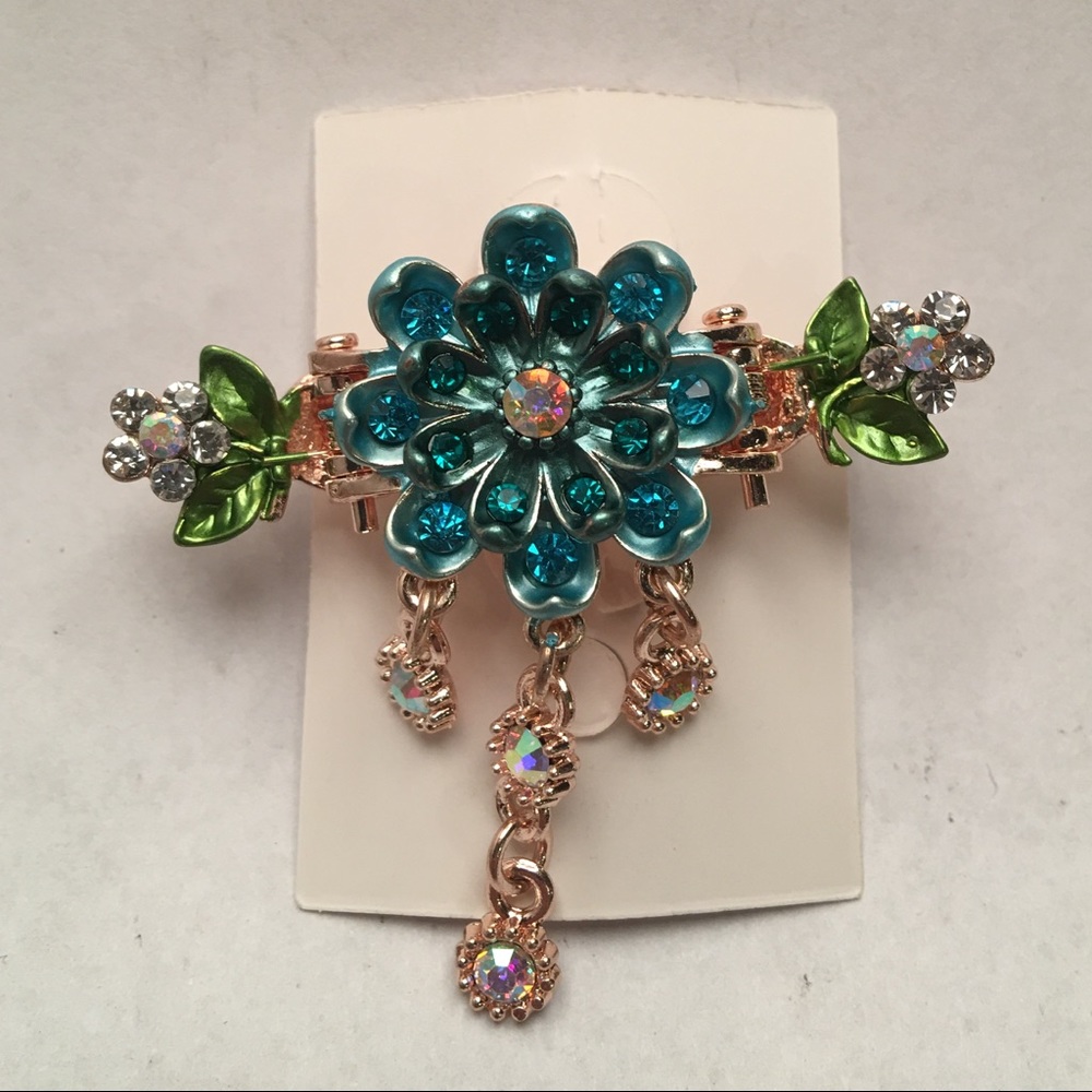 Blue Painted Flower Hair Clip Eight Petals